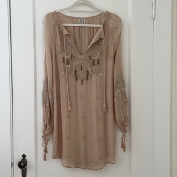 New, Gorgeous, Embroidered and Beaded Haute Hippie Mini Dress, Size XS (2-4) - Picture 2 of 8